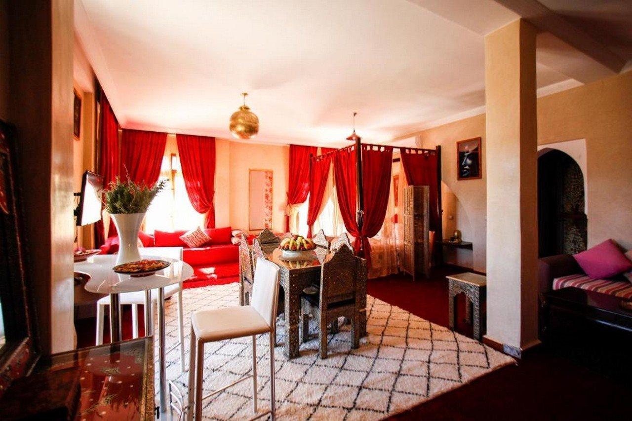Hotel Kasbah Ait Oumghar Demnate Esterno foto