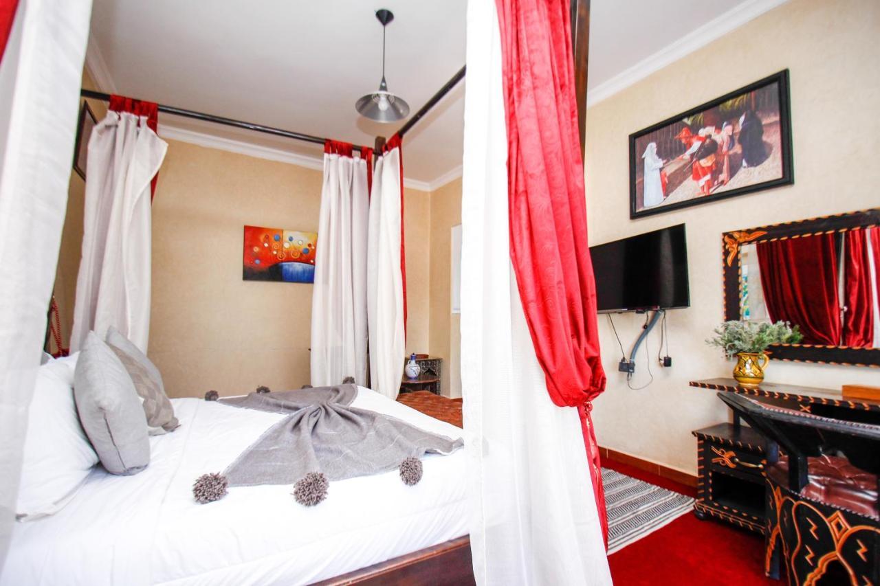 Hotel Kasbah Ait Oumghar Demnate Esterno foto