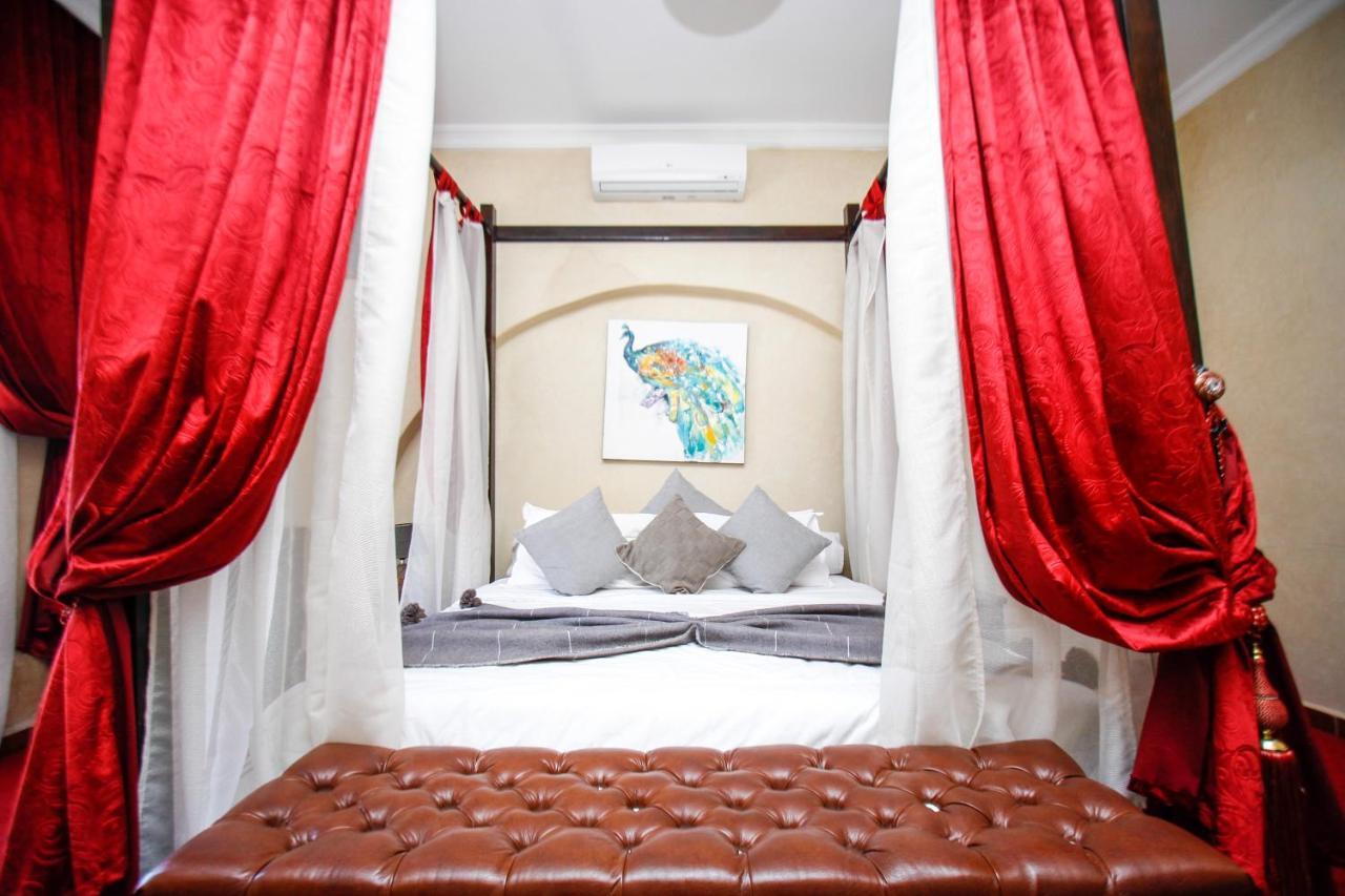 Hotel Kasbah Ait Oumghar Demnate Esterno foto