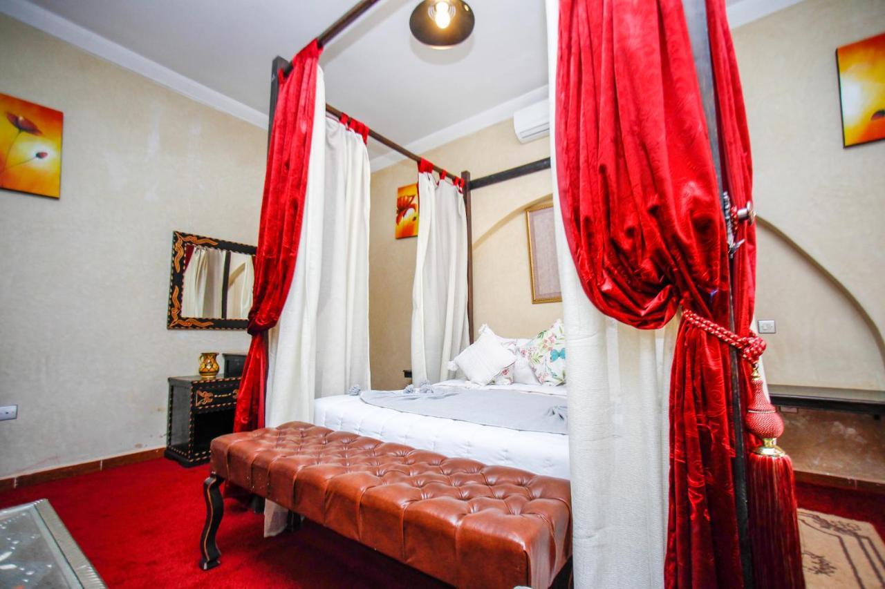 Hotel Kasbah Ait Oumghar Demnate Esterno foto