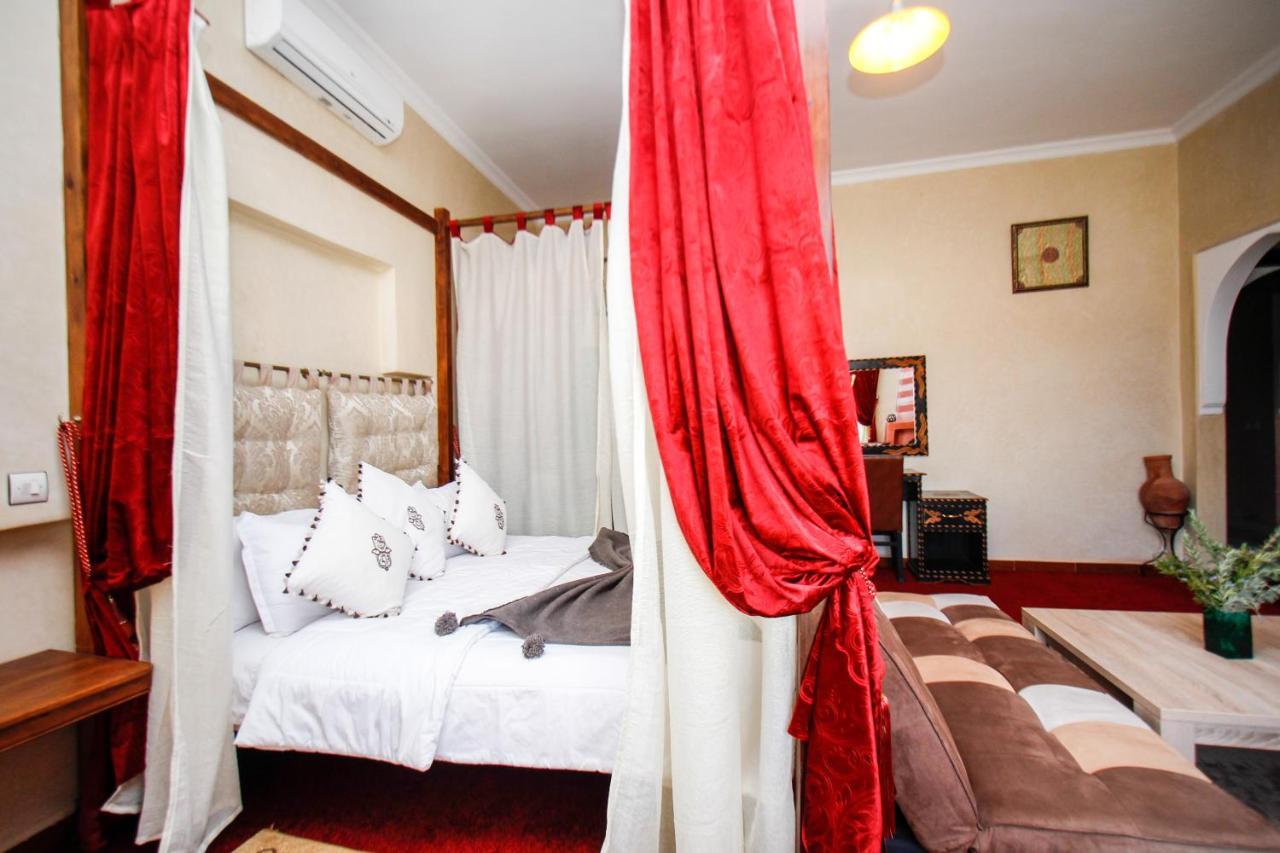 Hotel Kasbah Ait Oumghar Demnate Esterno foto